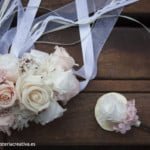 corsage de flores preservadas