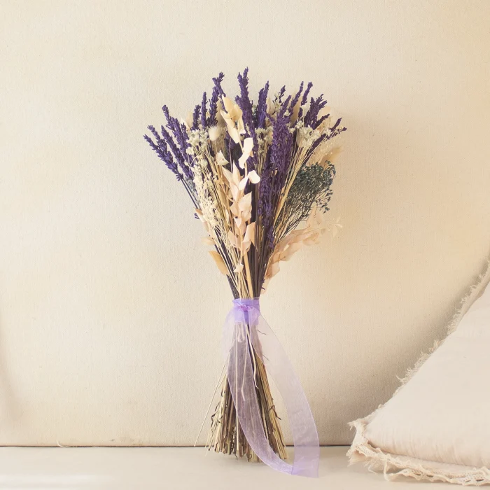 Lavender, ramo de flores secas y preservadas